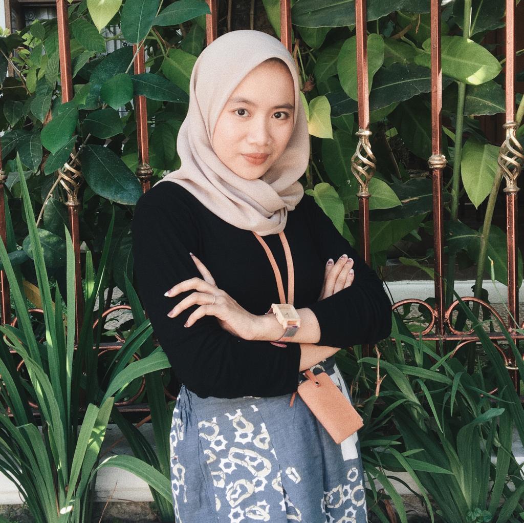 Nifa Andriani's avatar'